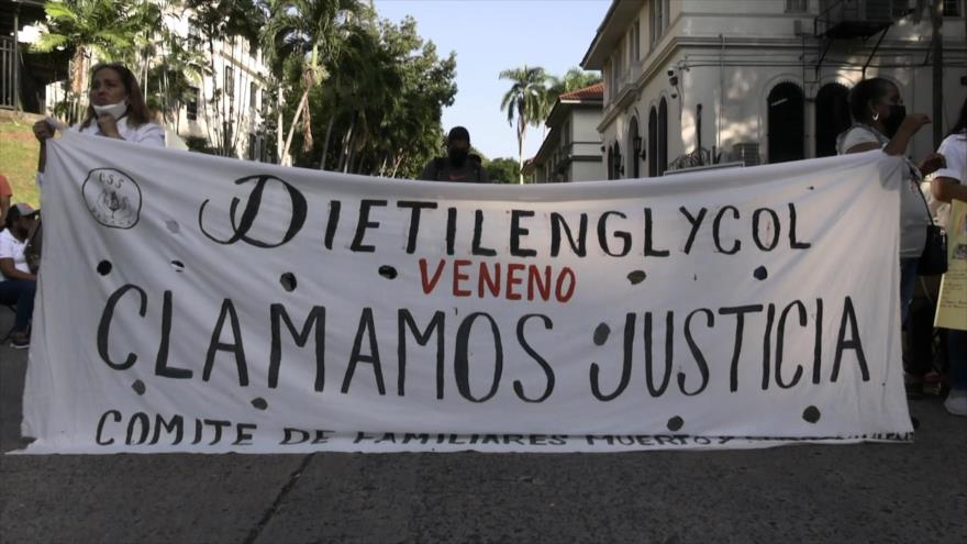 Víctimas de envenenamiento masivo protestan en Panamá