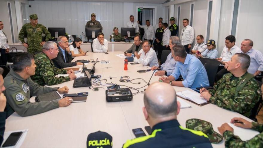 El presidente Gustavo Petro habla durante un consejo de seguridad luego de un ataque contra policías en Huila, 2 de septiembre de 2022. (Foto: Reuters)