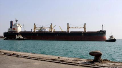 Yemen denuncia retención de 9 de sus petroleros por coalición saudí