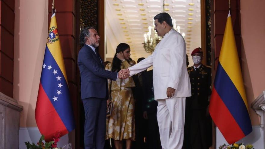 Javier: Lazos Venezuela-Colombia ayuda a integración latinoamericana