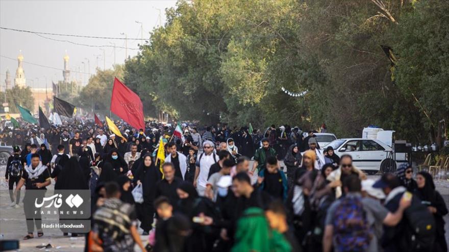 Millones de peregrinos llegan a Karbala para conmemorar Arbaín