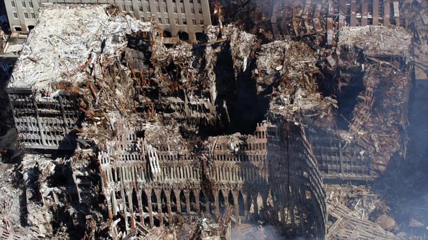 Edificio demolido del complejo del World Trade Center, el 11 de septiembre de 2001.