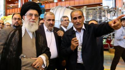 Líder: Irán no va a mendigar la energía nuclear que necesita