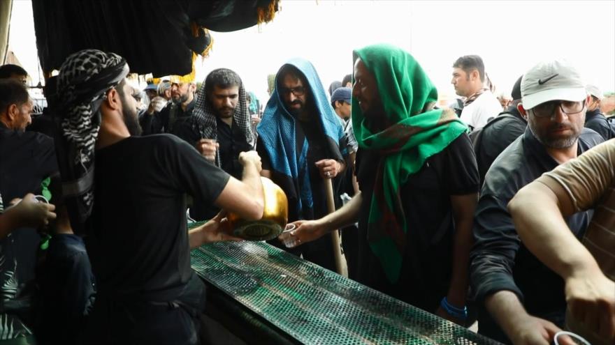 Musulmanes del mundo marchan hacia Karbala para conmemorar Arbaín