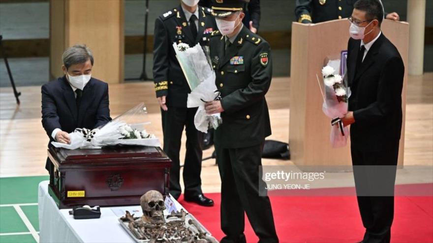 China recibe restos de sus soldados que lucharon en Guerra de Corea