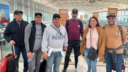 Tripulantes liberados del avión retenido en Argentina llegan a Venezuela