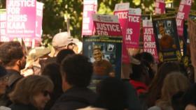 Británicos salen a calles en protesta por la violencia de la Policia