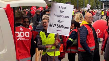 Miles de austríacos toman las calles ante el alto costo de vida