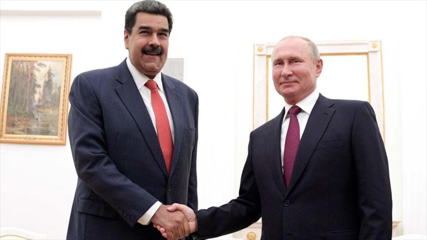 El presidente ruso, Vladimir Putin (dcha.), reunido con su homólogo venezolano, Nicolás Maduro, en Moscú, 25 de septiembre de 2019.