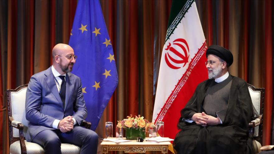 Presidente de Irán, Seyed Ebrahim Raisi (dcha.), reunido con el presidente del Consejo Europeo, Charles Michel, en Nueva York, 21 de septiembre de 2022. (Foto: president.ir)