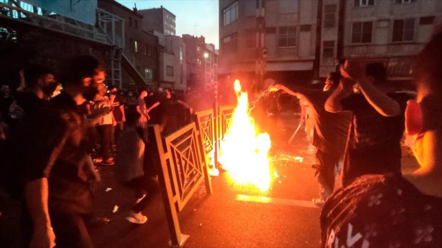 ‘EEUU e Israel incitan a disturbios tras fallar en romper a Irán’