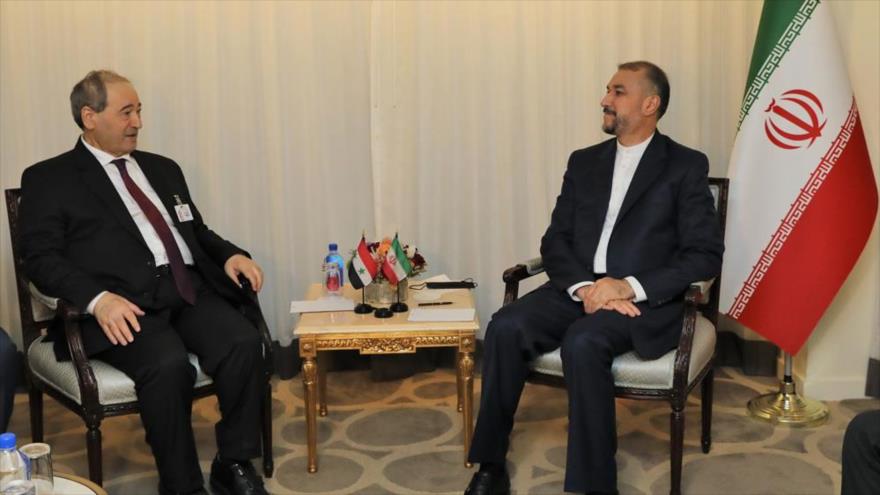 Canciller iraní: Sigue intercambio de mensajes entre Irán y EEUU | HISPANTV