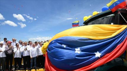 Venezuela y Colombia reabren frontera tras siete años de tensiones