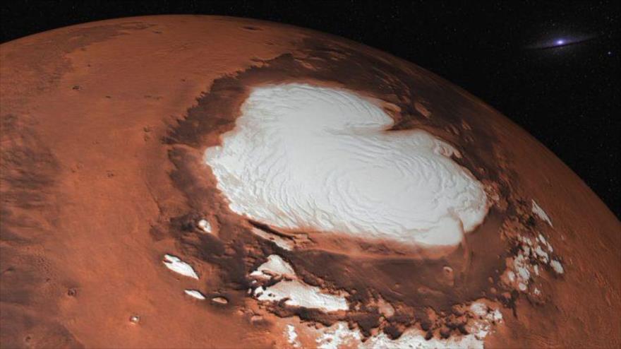 Nuevo estudio apunta a la posibilidad de que haya agua en Marte, alojada debajo del casquete polar sur.