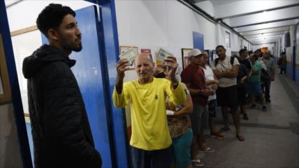 El día ha llegado: Abren los colegios electorales en Brasil  