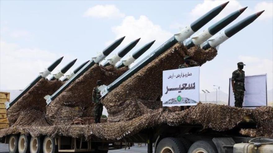 Misiles yemeníes expuestos durante un desfile militar en Saná, capital del país árabe.