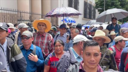 Campesinos guatemaltecos exigen cumplimiento de compromisos 