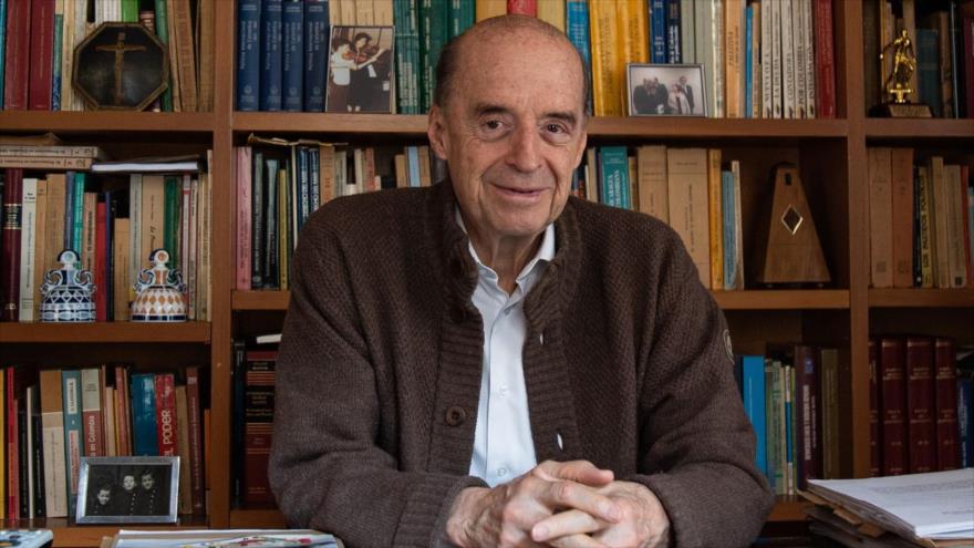 El canciller de Colombia, Álvaro Leyva.