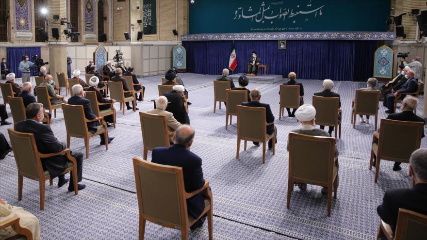 Líder de Irán pide unidad entre los musulmanes 