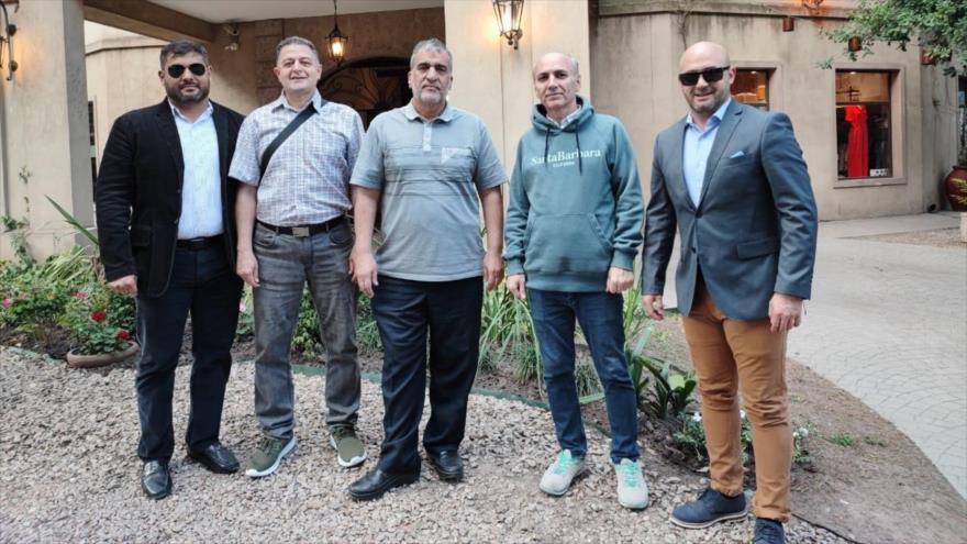 Los últimos 5 tripulantes del avión venezolano de Emtrasur, retenidos en Argentina desde junio.