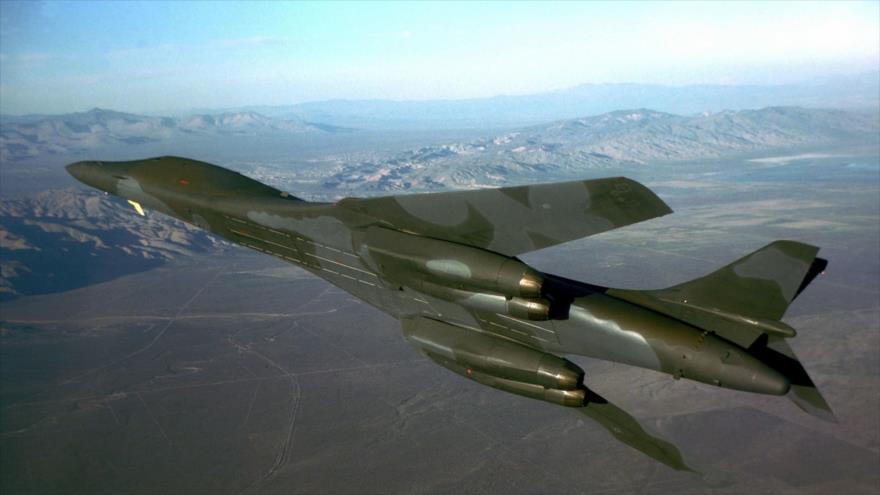 Un bombardero B-1B durante un vuelo realizado por el Destacamento 15 de la División de Gestión de Contratos de la Fuerza Aérea. (Foto: USAF)