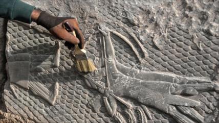Hallan en Irak nuevos relieves asirios tallados hace 2700 años