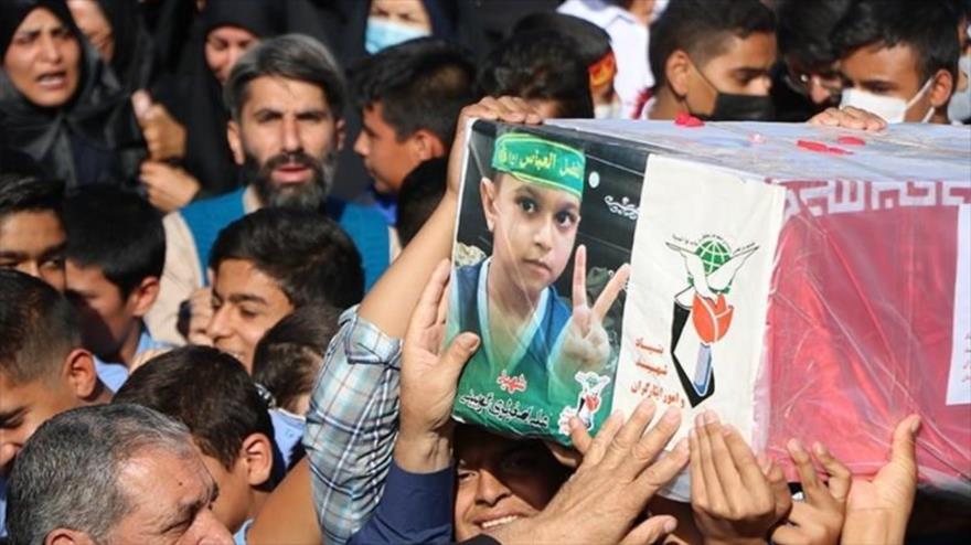 Despiden en Kerman a menor de 8 años, víctima del atentado de Shiraz | HISPANTV