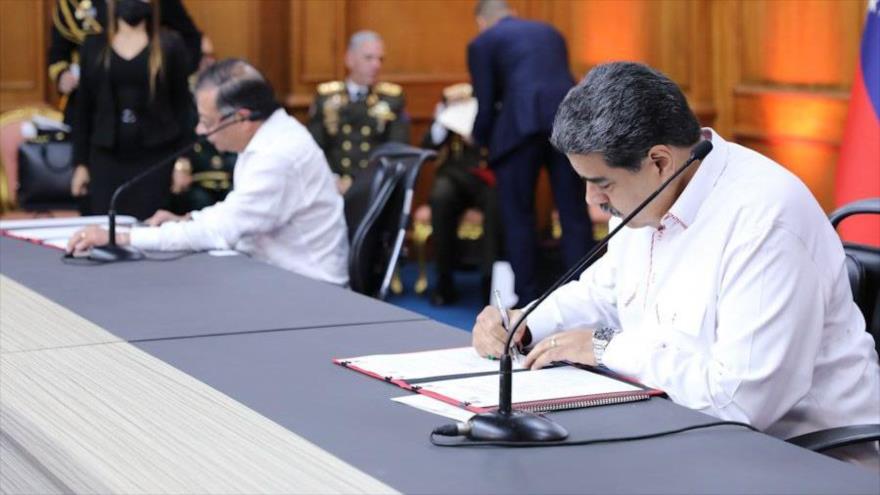 Cita histórica en Miraflores: Maduro y Petro trazan un nuevo mapa 