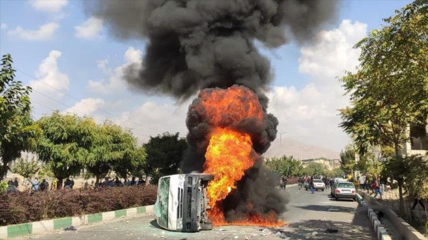 Disturbios registrados en Karaj, Irán, 3 de noviembre de 2022.

