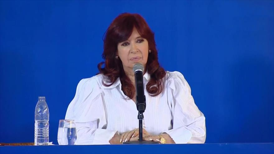 Kirchner vincula el atentado con empresarios ligados al macrismo