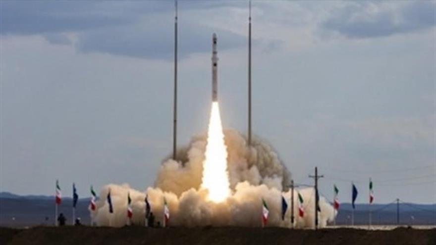 CGRI lanza con éxito portador de satélite Qaem, de fabricación iraní