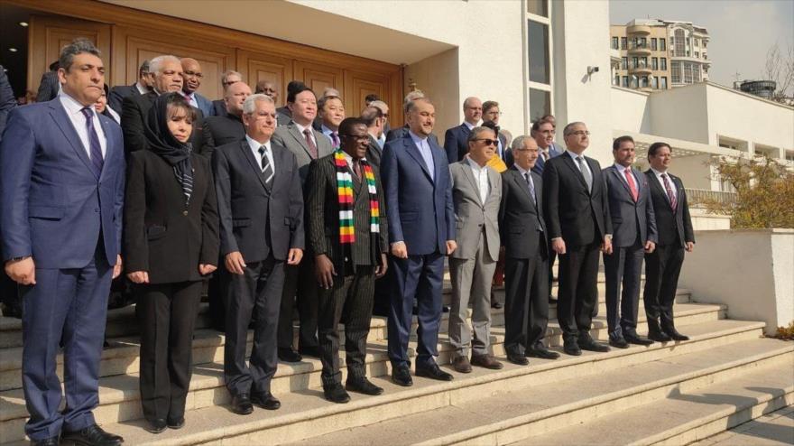 Representantes del Grupo de Amigos de la Carta de las Naciones Unidas en Teherán, capital de Irán, 5 de noviembre de 2022.