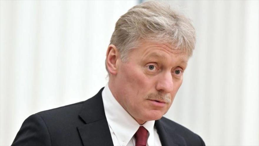 El vocero de la presidencia rusa, Dimitri Peskov, durante una rueda de prensa, en Moscú. (Foto: Reuters)