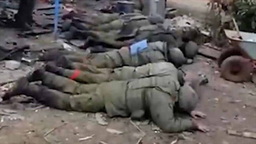 Vídeo: Soldados ucranianos ejecutan a militares rusos cautivos 