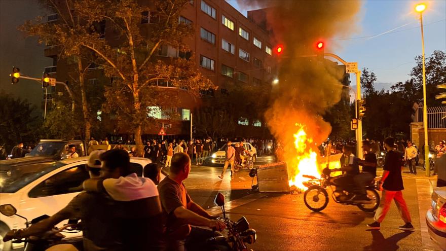 Disturbios en Teherán, la capital de Irán, 19 de septiembre de 2022. (Foto: Reuters)