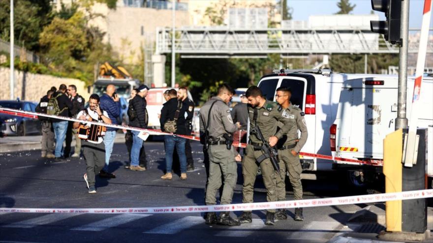 Fuerzas israelíes desplegadas en el lugar de una explosión en Al-Quds (Jerusalén), 23 de noviembre de 2022.