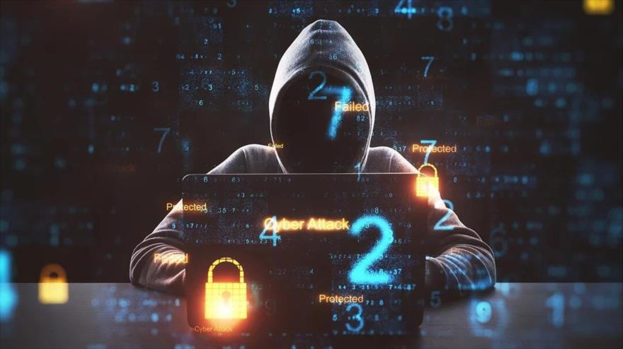 La imagen ilustrativa muestra un hacker haciendo ciberataques. 