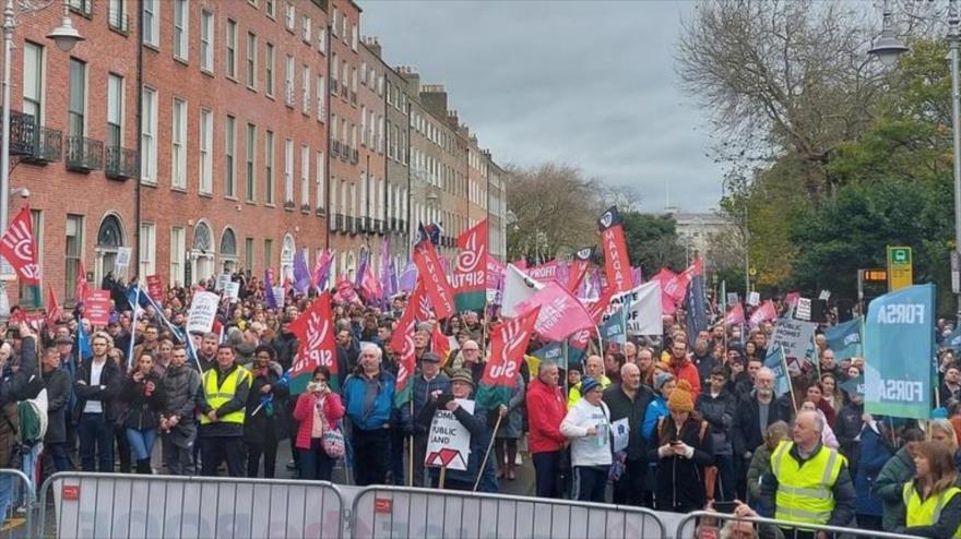 Vídeo: crisis de vivienda provoca protestas multitudinarias en Irlanda