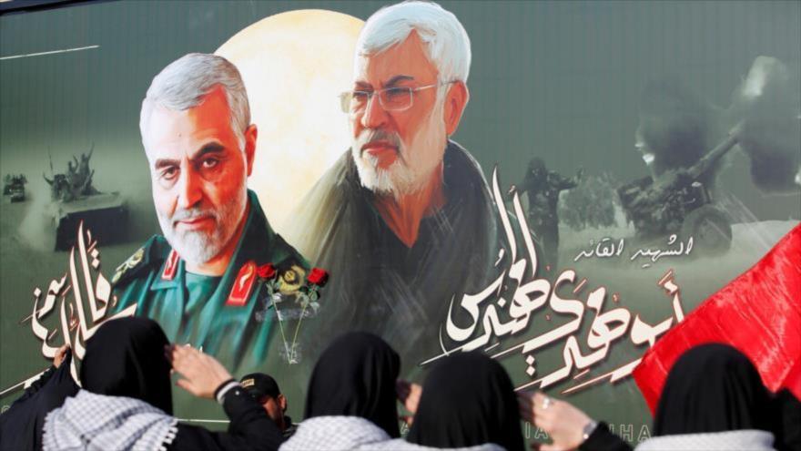 Imágenes del teniente general iraní Qasem Soleimani (izda.) y el subcomandante de Al-Hashad Al-Shabi de Irak, Abu Mahdi al-Muhandis, asesinados por EE.UU.