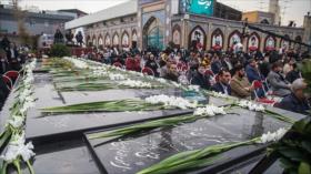 Celebran 2.º aniversario de martirio de Mohsen Fajrizade en Teherán