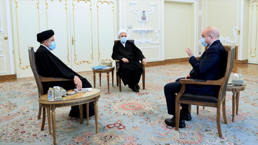 Reunión de los jefes del Poder Ejecutivo, Judicial y Legislativo de Irán, Teherán, la capital, 3 de diciembre de 2022. (Foto: President.ir)
