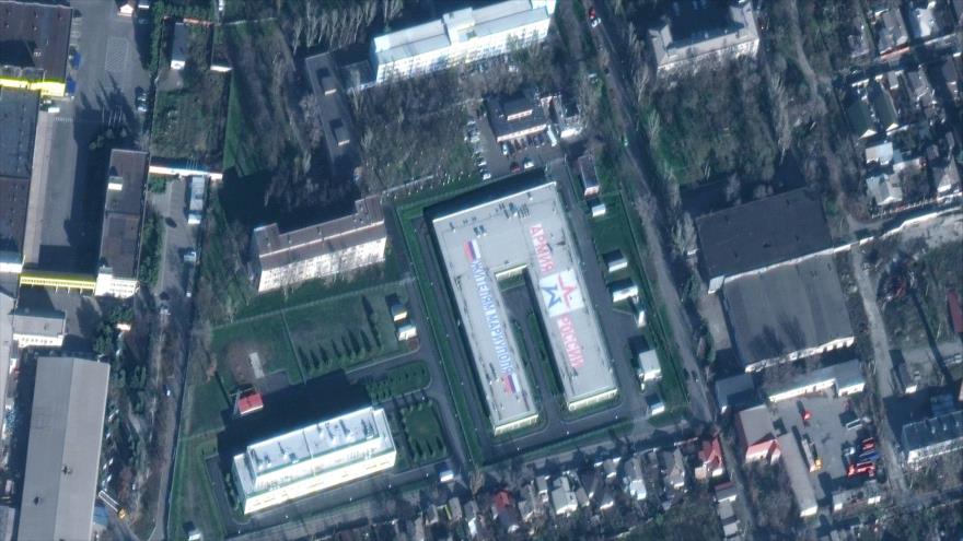 Imagen satélite muestra una instalación que fue construida en la ciudad de Mariúpol (sureste ucraniano)