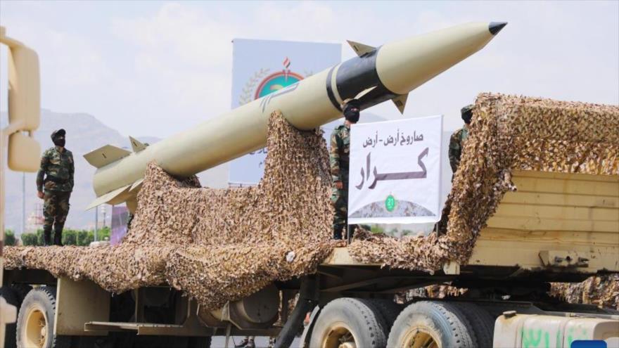 Un misil durante un desfile militar realizado por las fuerzas yemeníes en Saná, capital de Yemen, 21 de septiembre de 2022.