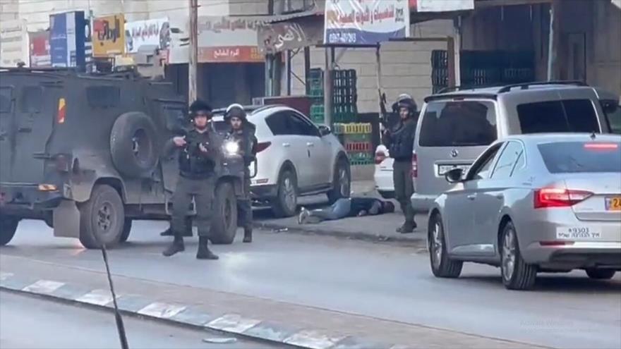 Fuerzas israelíes asesinan al joven palestino Ammar Mefleh en Nablus, en el norte de Cisjordania ocupada, 2 de diciembre de 2022.