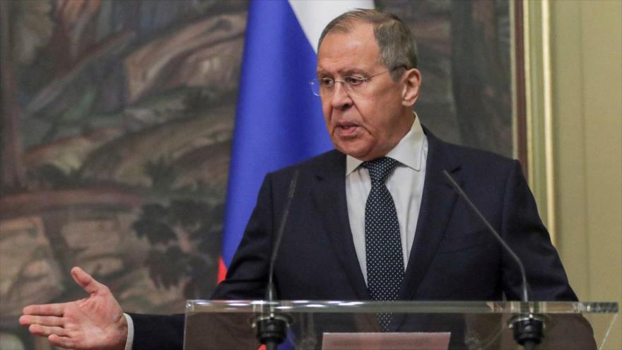 Rusia: Políticas de EEUU causarían colisión de potencias nucleares