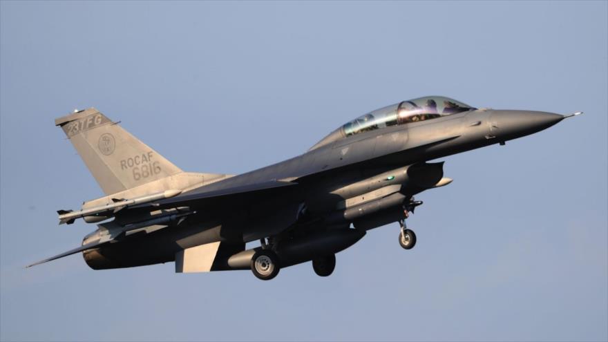 Un caza F-16 se despliega en una base militar en Pingtung, Taiwán, el 15 de septiembre de 2021. (Foto: Getty Images)