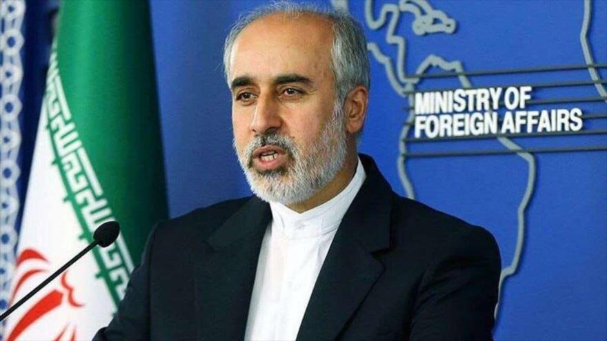 El portavoz del Ministerio de Exteriores de Irán, Naser Kanani, ofrece una rueda de prensa en Teherán.