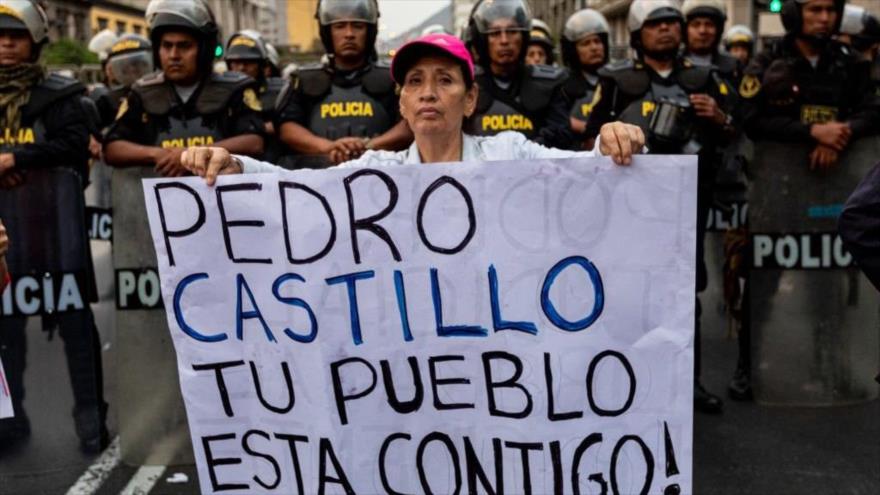 Una simpatizante de Pedro Castillo durante una manifestación para pedir su liberación en Lima, capital de Perú, 9 de diciembre de 2022. (Foto: Getty Images)