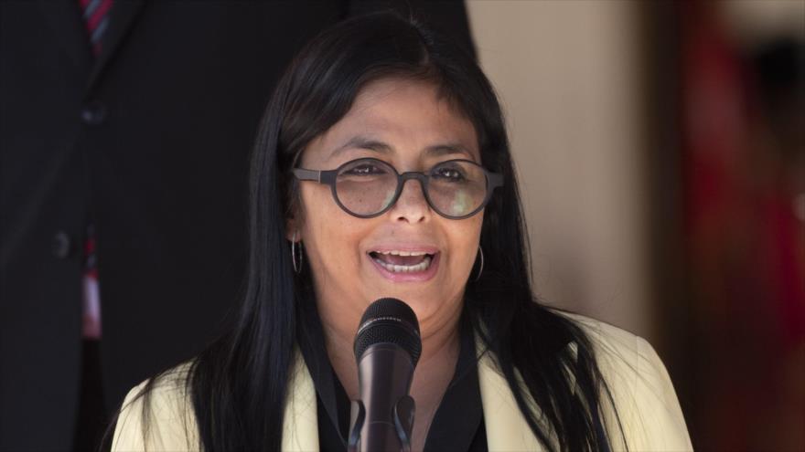 La ministra de Economía, Finanzas y Comercio Exterior, Delcy Rodríguez.