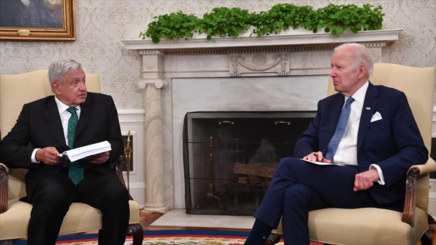 El presidente de México, Andrés Manuel López Obrador, y su par estadounidense Joe Biden, en la Casa Blanca, 12 de julio de 2022.